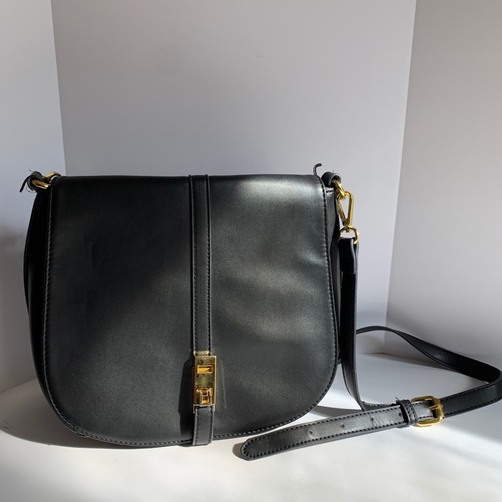Adrienne Vittadini Crossbody Handbag Black Leather Purse 30182 - Picture 3 of 12
